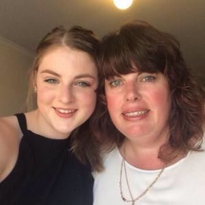 Meet your Posher, Caroline